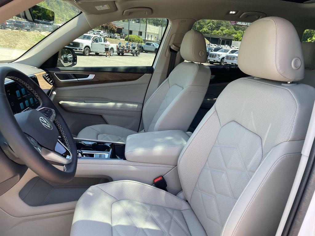 new 2026 Volkswagen Atlas car, priced at $42,919