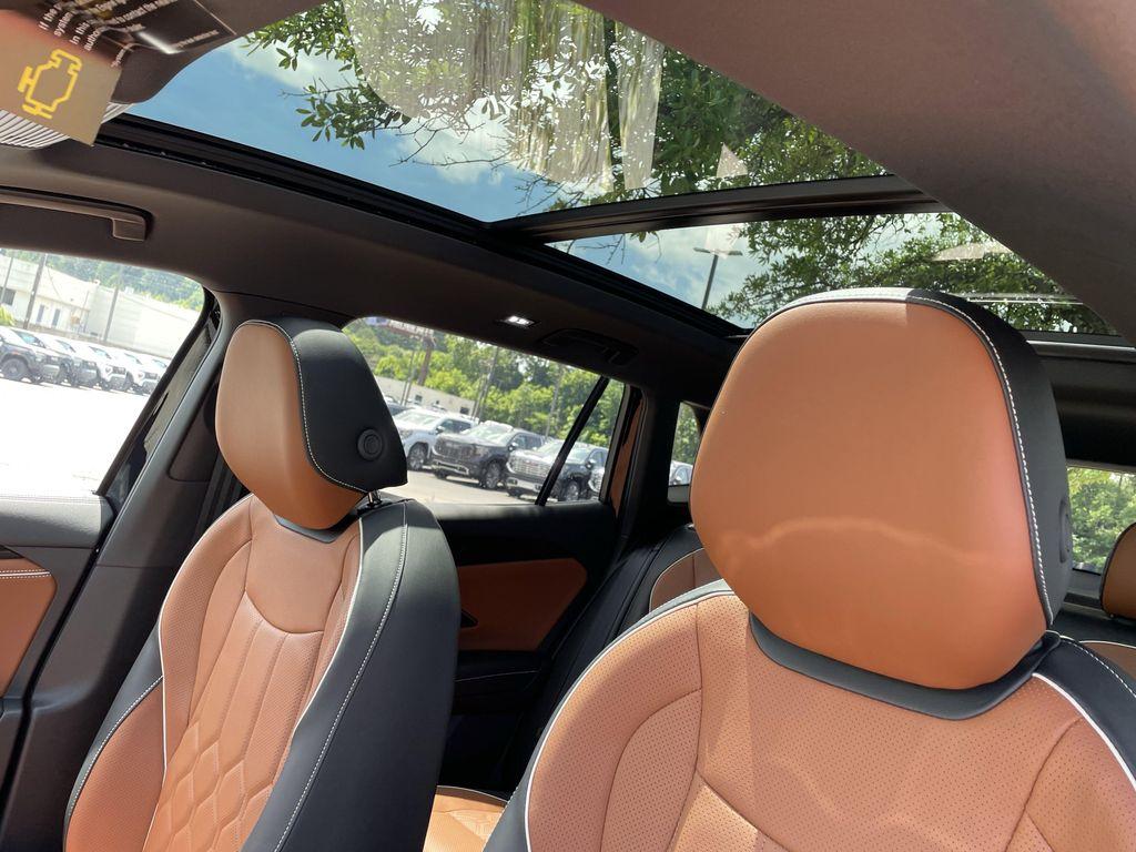 new 2026 Volkswagen Tiguan car, priced at $45,677