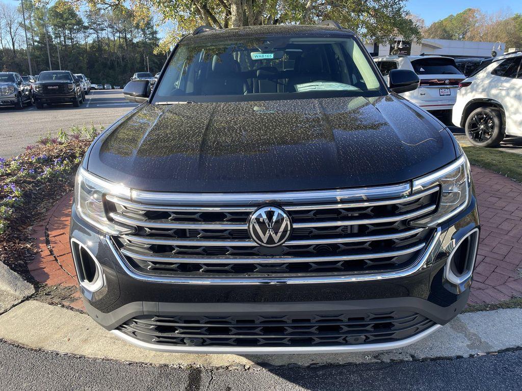 new 2026 Volkswagen Atlas car, priced at $43,185