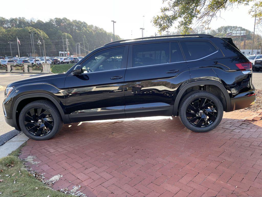 new 2026 Volkswagen Atlas car, priced at $43,185