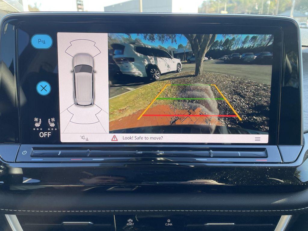 new 2026 Volkswagen Atlas car, priced at $43,185