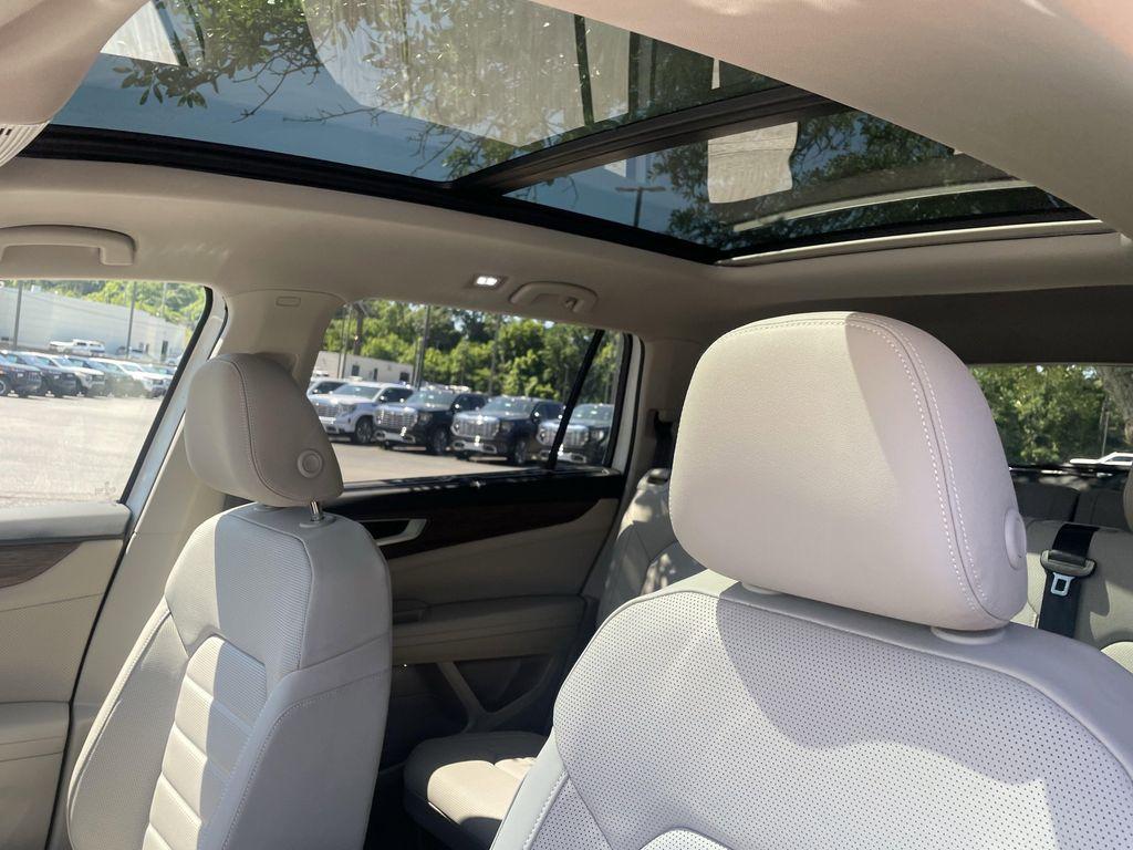 new 2026 Volkswagen Atlas car, priced at $46,980