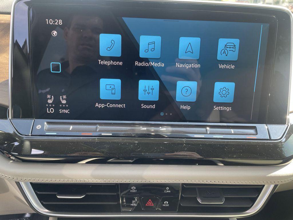 new 2026 Volkswagen Atlas car, priced at $43,691