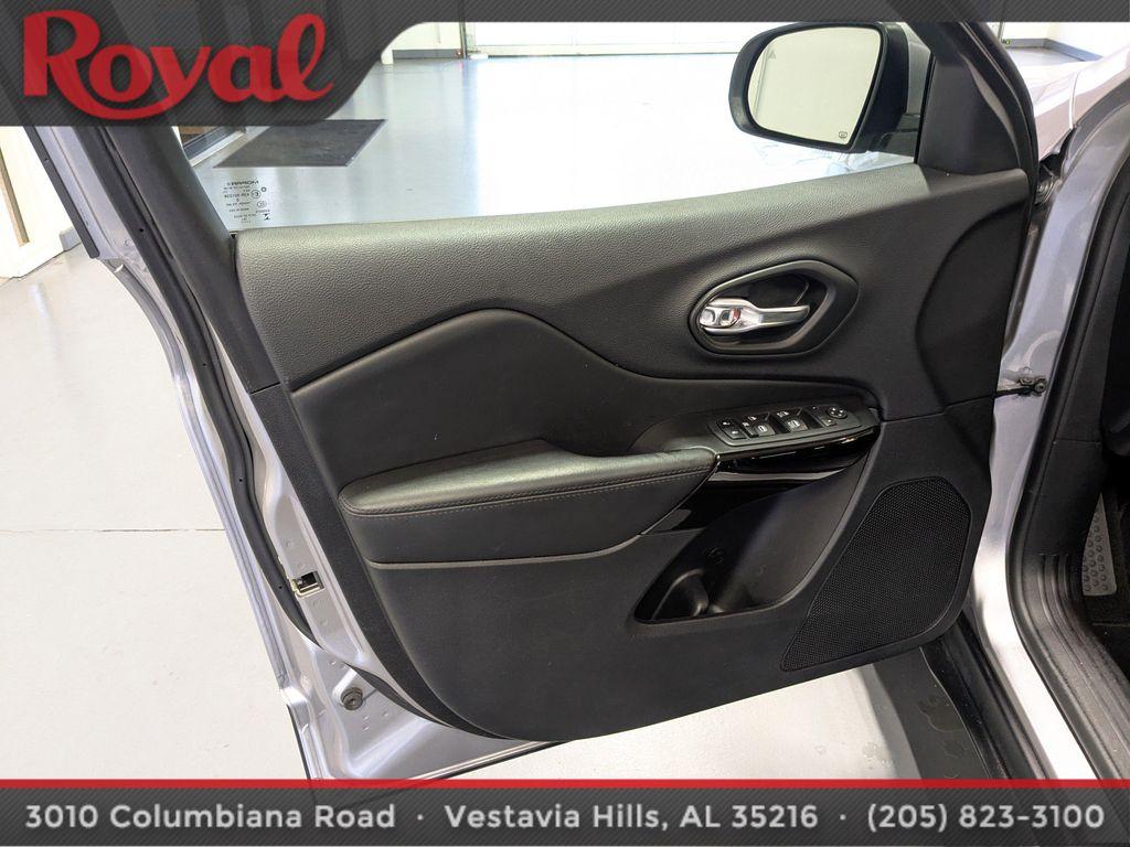 used 2020 Jeep Cherokee car, priced at $19,488