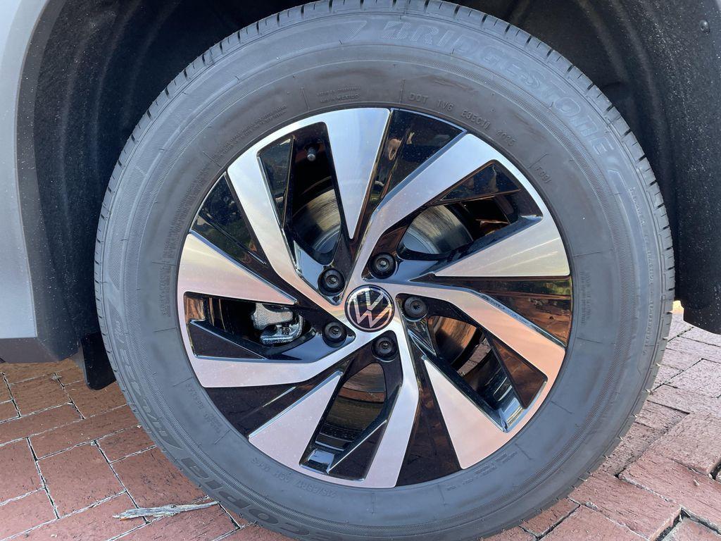 new 2026 Volkswagen Tiguan car, priced at $30,842