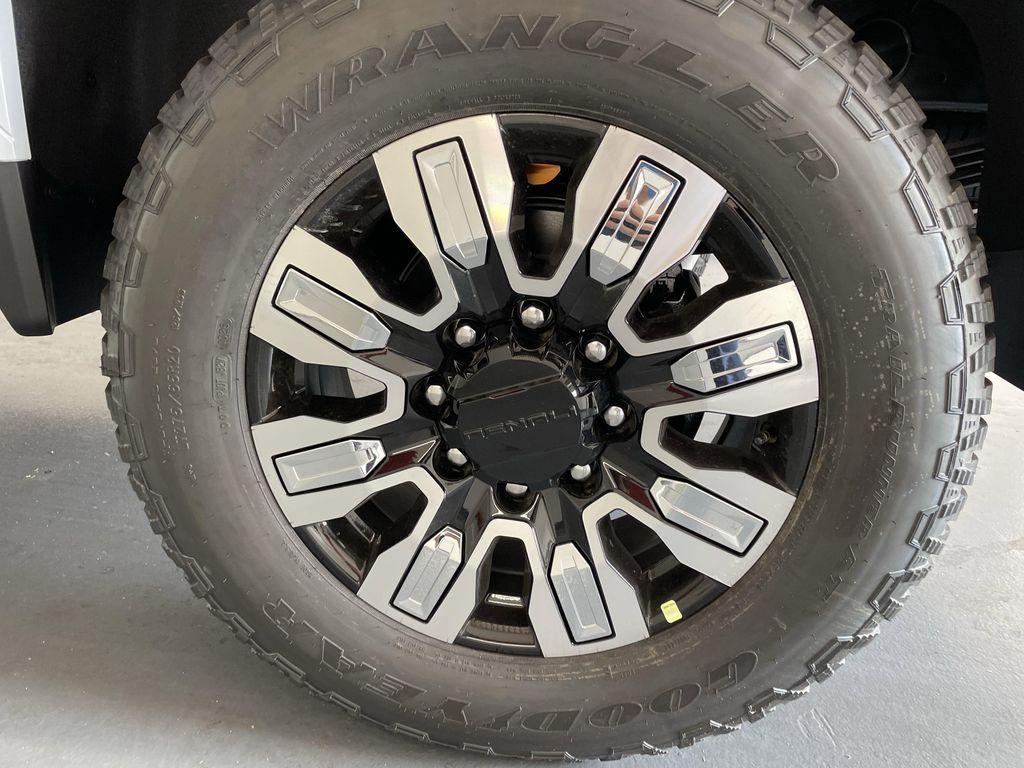 new 2026 GMC Sierra 2500 car, priced at $80,680