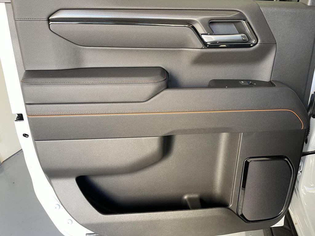 new 2026 GMC Sierra 1500 car, priced at $75,200