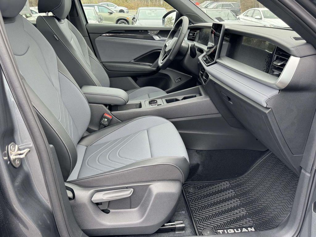 new 2026 Volkswagen Tiguan car, priced at $39,334