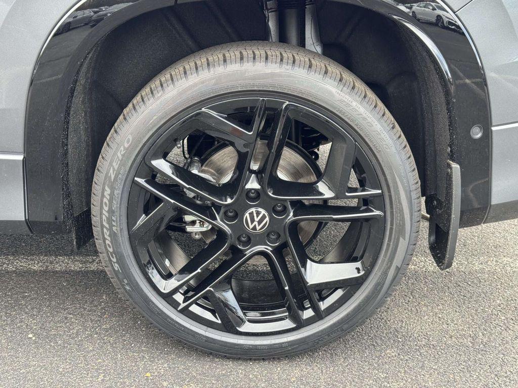 new 2026 Volkswagen Tiguan car, priced at $39,334