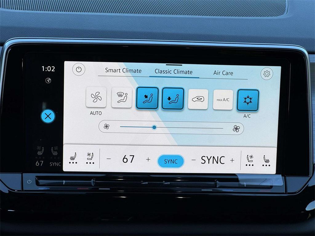 new 2026 Volkswagen Atlas Cross Sport car, priced at $39,860