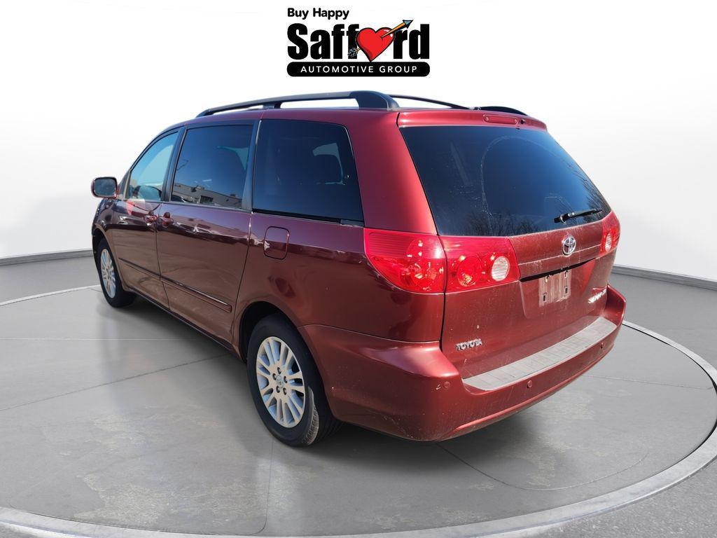 used 2009 Toyota Sienna car, priced at $7,000