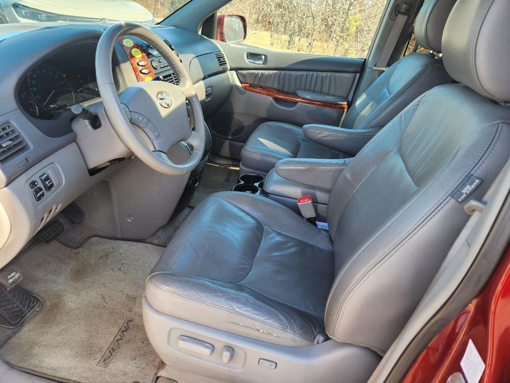 used 2009 Toyota Sienna car, priced at $7,000