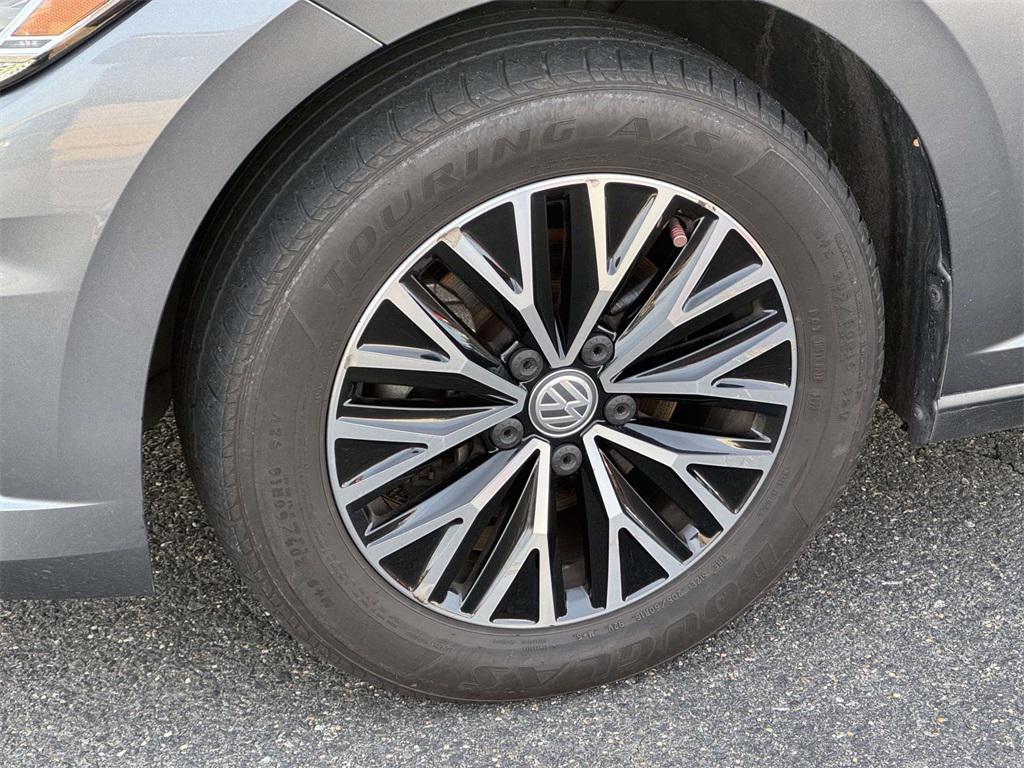 used 2020 Volkswagen Jetta car, priced at $11,000