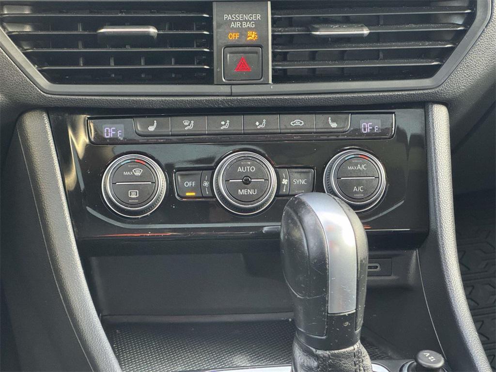 used 2020 Volkswagen Jetta car, priced at $11,000