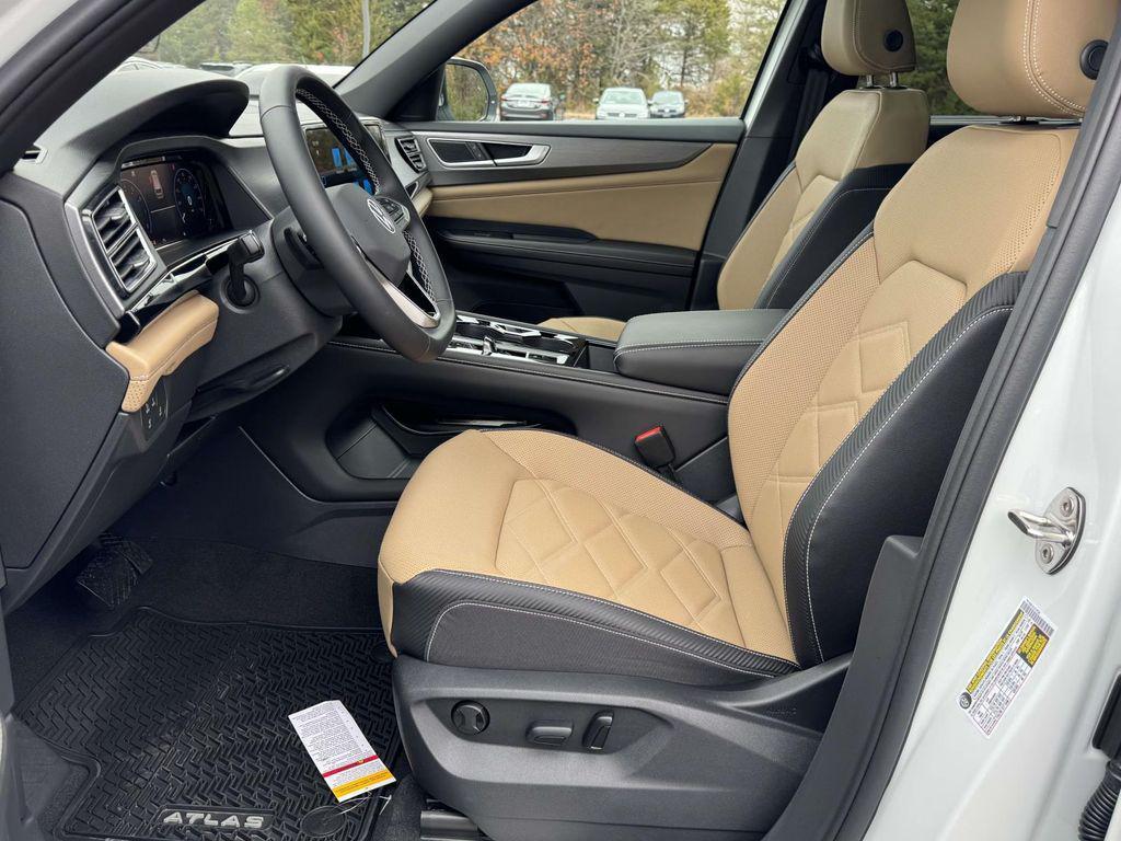 new 2026 Volkswagen Atlas Cross Sport car, priced at $45,611