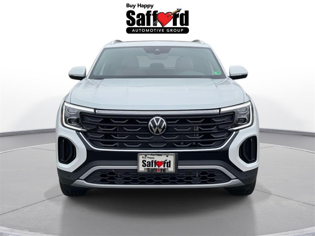 new 2026 Volkswagen Atlas Cross Sport car, priced at $45,611