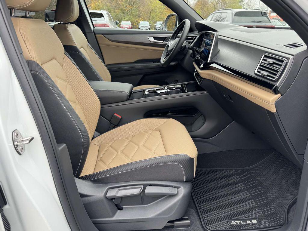 new 2026 Volkswagen Atlas Cross Sport car, priced at $45,611
