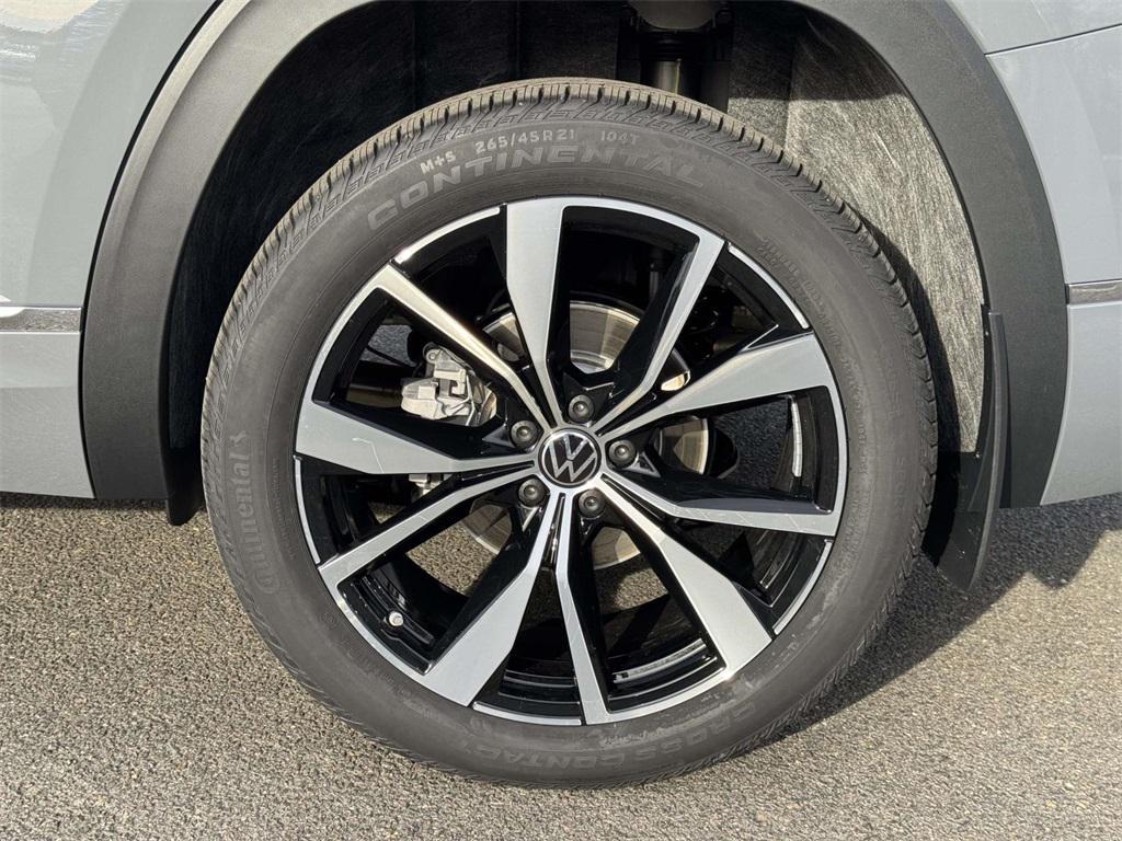 new 2026 Volkswagen Atlas car, priced at $53,807