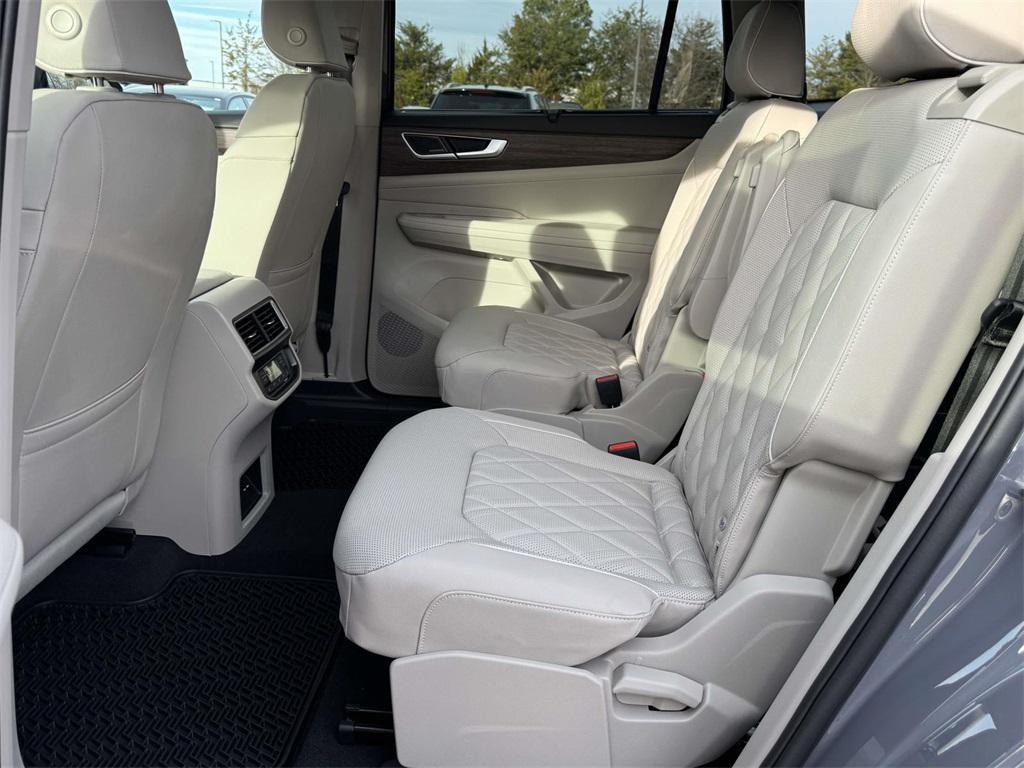 new 2026 Volkswagen Atlas car, priced at $53,807