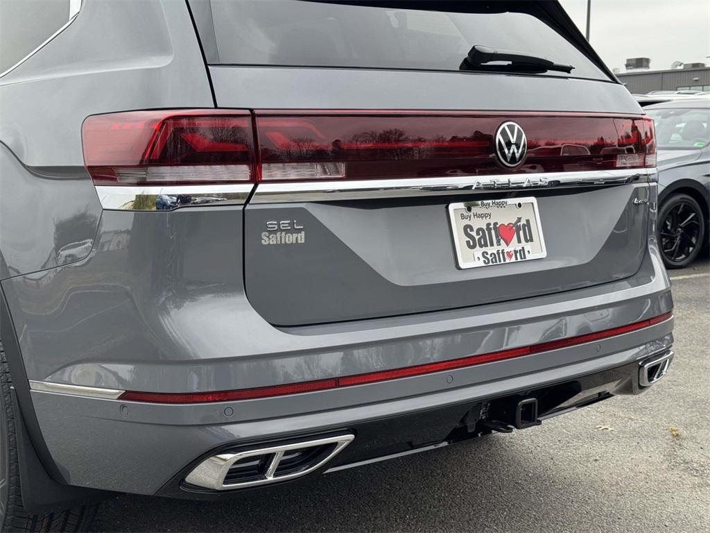 new 2026 Volkswagen Atlas car, priced at $57,344
