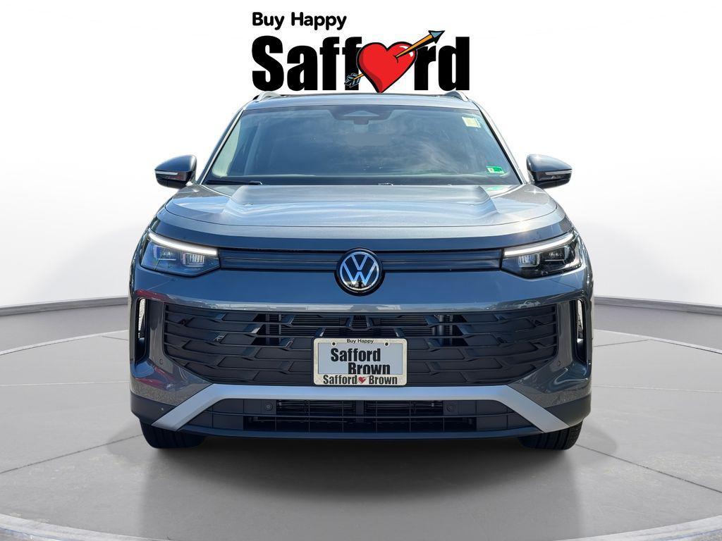 new 2025 Volkswagen Tiguan car, priced at $34,413