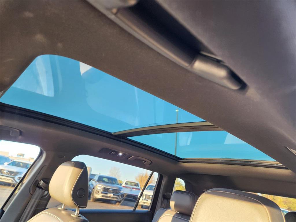 used 2023 Volkswagen Tiguan car, priced at $23,000