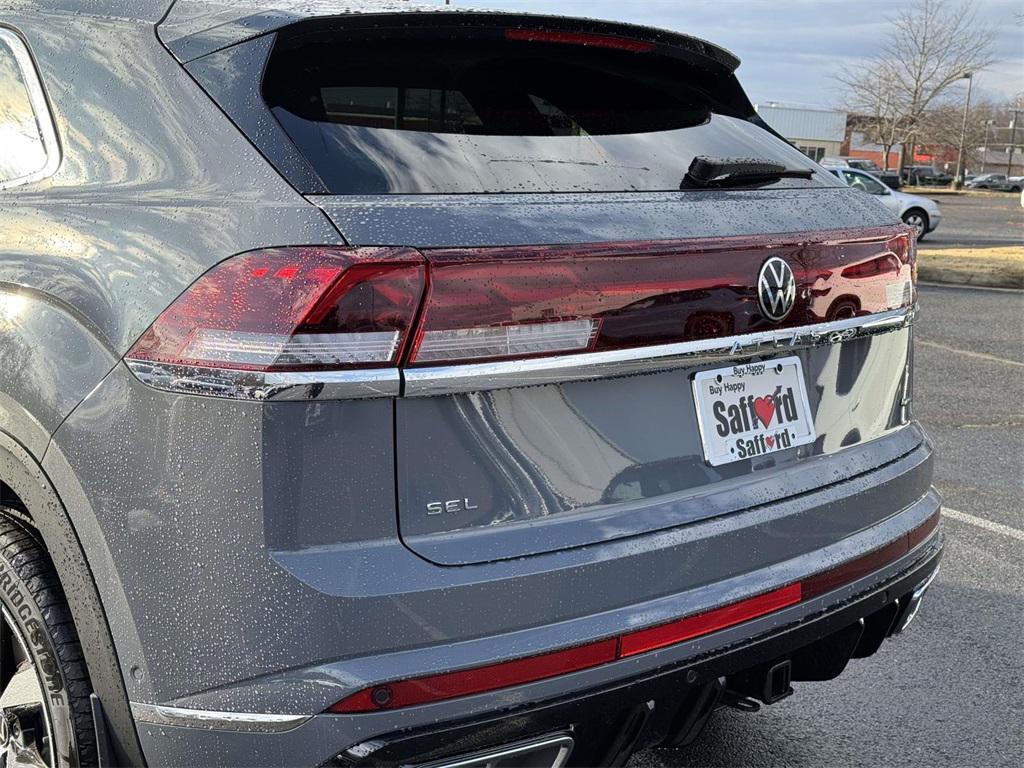 new 2026 Volkswagen Atlas Cross Sport car, priced at $53,358