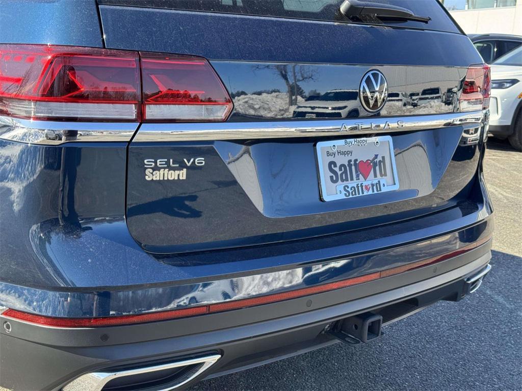 used 2021 Volkswagen Atlas car, priced at $28,000