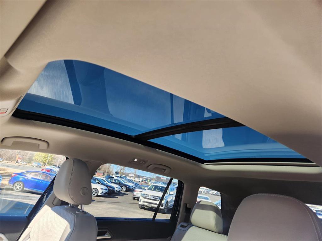 used 2021 Volkswagen Atlas car, priced at $29,903