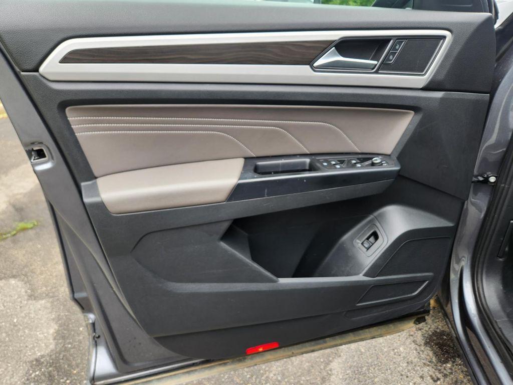 used 2021 Volkswagen Atlas car, priced at $21,998