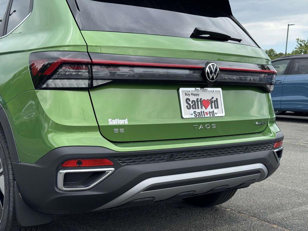 new 2026 Volkswagen Taos car, priced at $33,986
