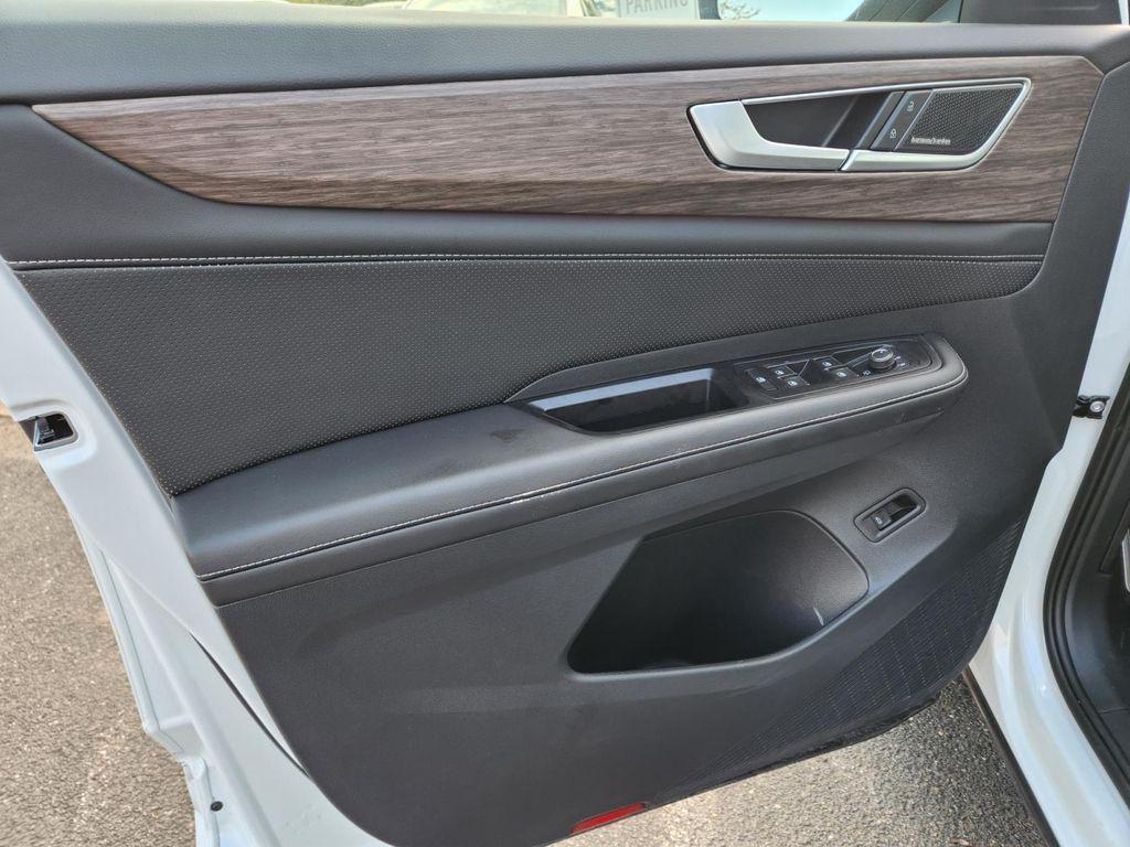 used 2025 Volkswagen Atlas car, priced at $44,000