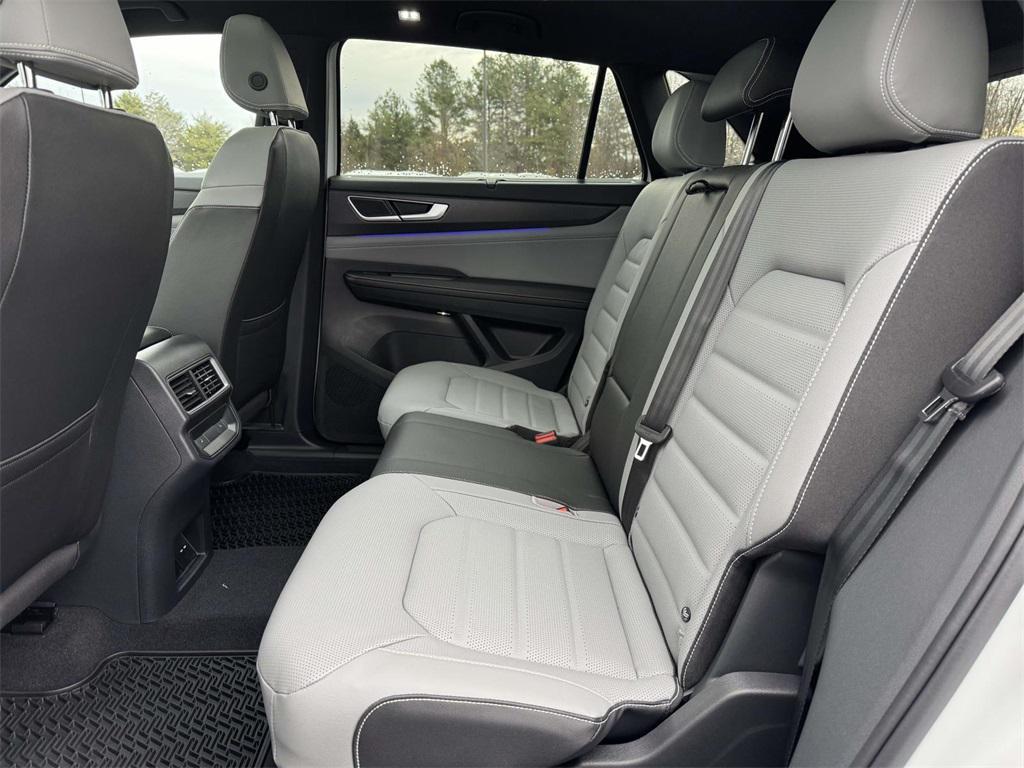 new 2026 Volkswagen Atlas Cross Sport car, priced at $50,398