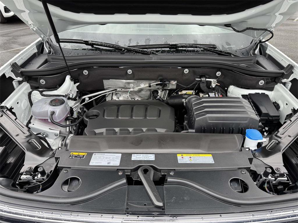 new 2026 Volkswagen Atlas Cross Sport car, priced at $50,398