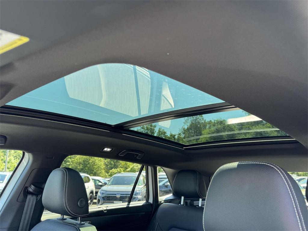 new 2026 Volkswagen Atlas Cross Sport car, priced at $45,543