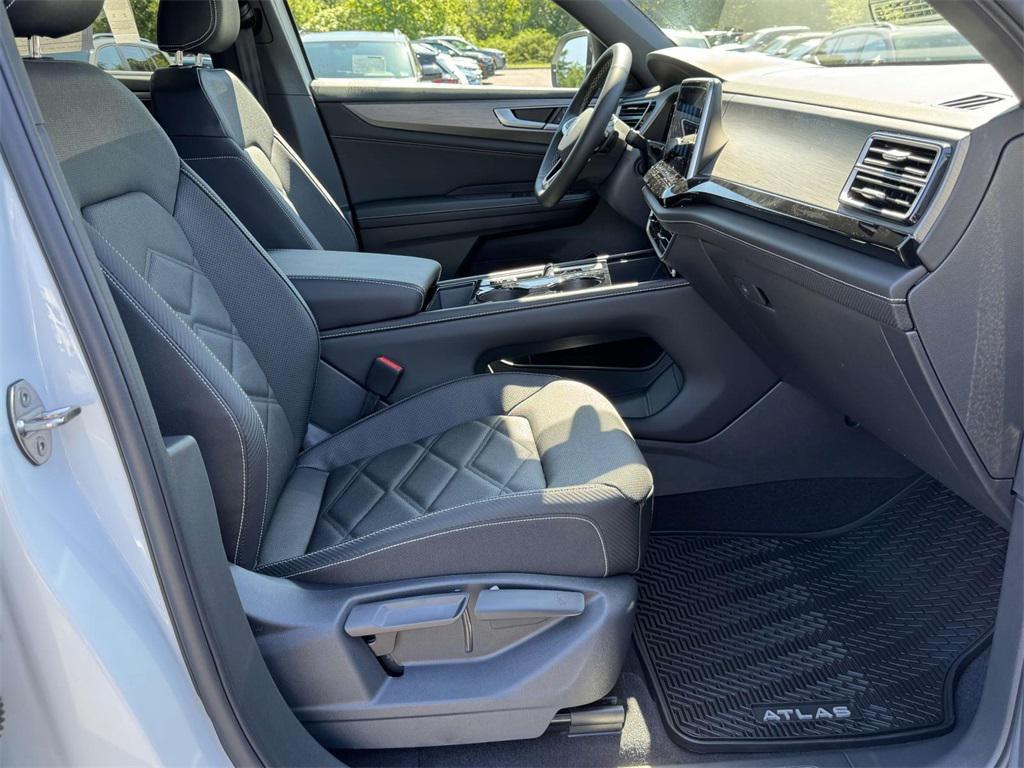 new 2026 Volkswagen Atlas Cross Sport car, priced at $45,543