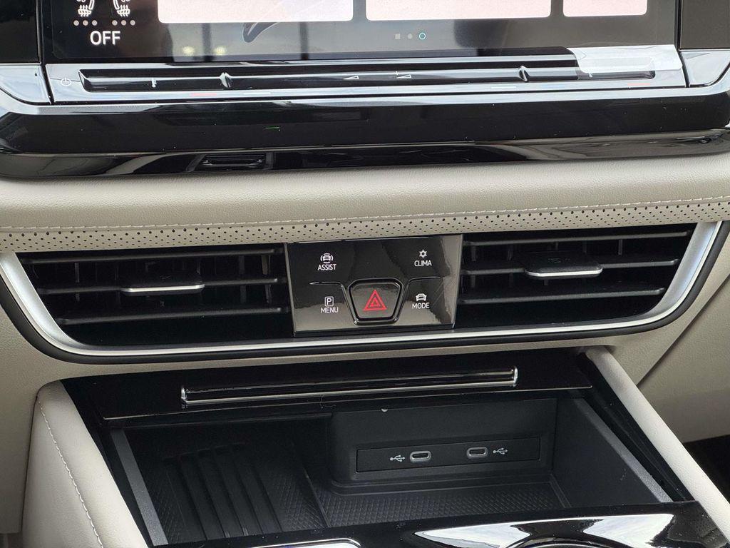 new 2026 Volkswagen Atlas car, priced at $47,021