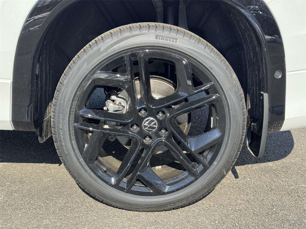 new 2026 Volkswagen Tiguan car, priced at $39,270