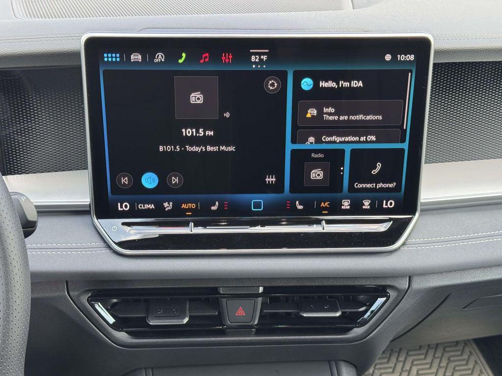 new 2026 Volkswagen Tiguan car, priced at $39,913