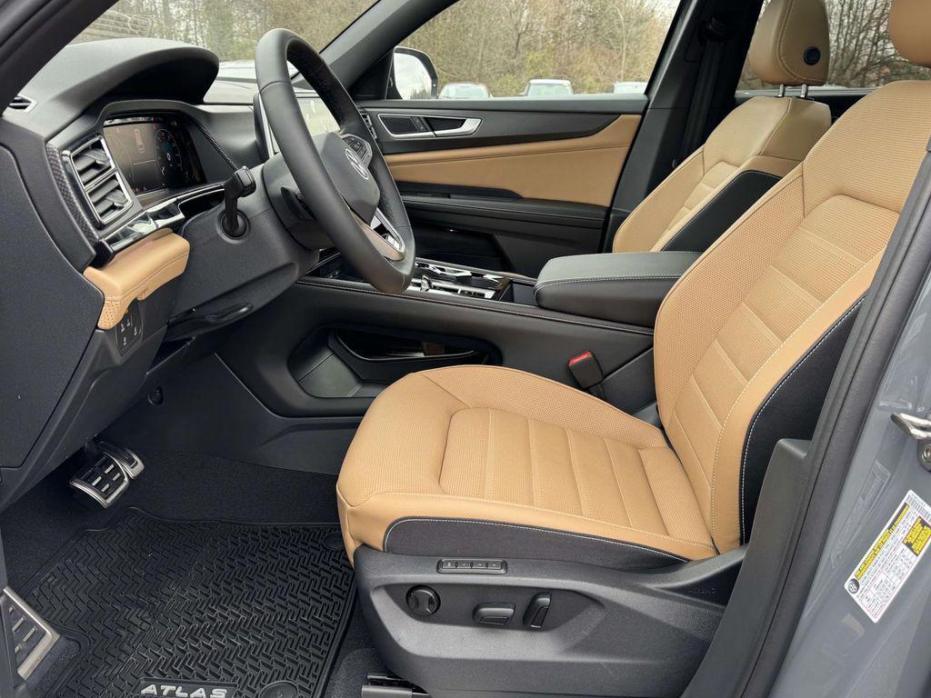 new 2026 Volkswagen Atlas Cross Sport car, priced at $50,398