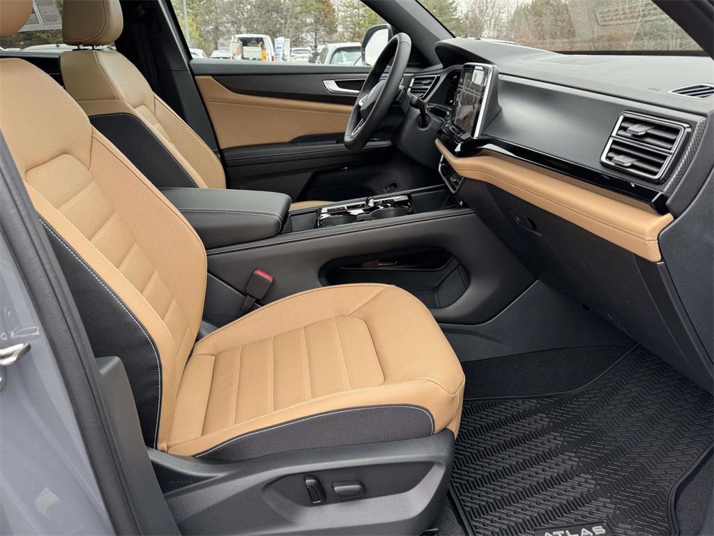 new 2026 Volkswagen Atlas Cross Sport car, priced at $50,398