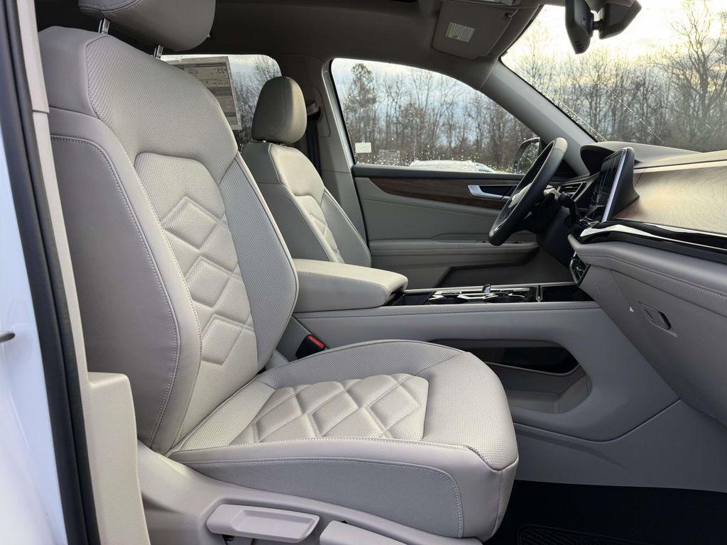 new 2026 Volkswagen Atlas car, priced at $46,839