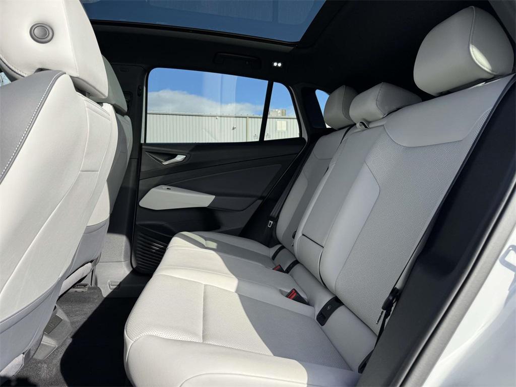 used 2021 Volkswagen ID.4 car, priced at $22,765
