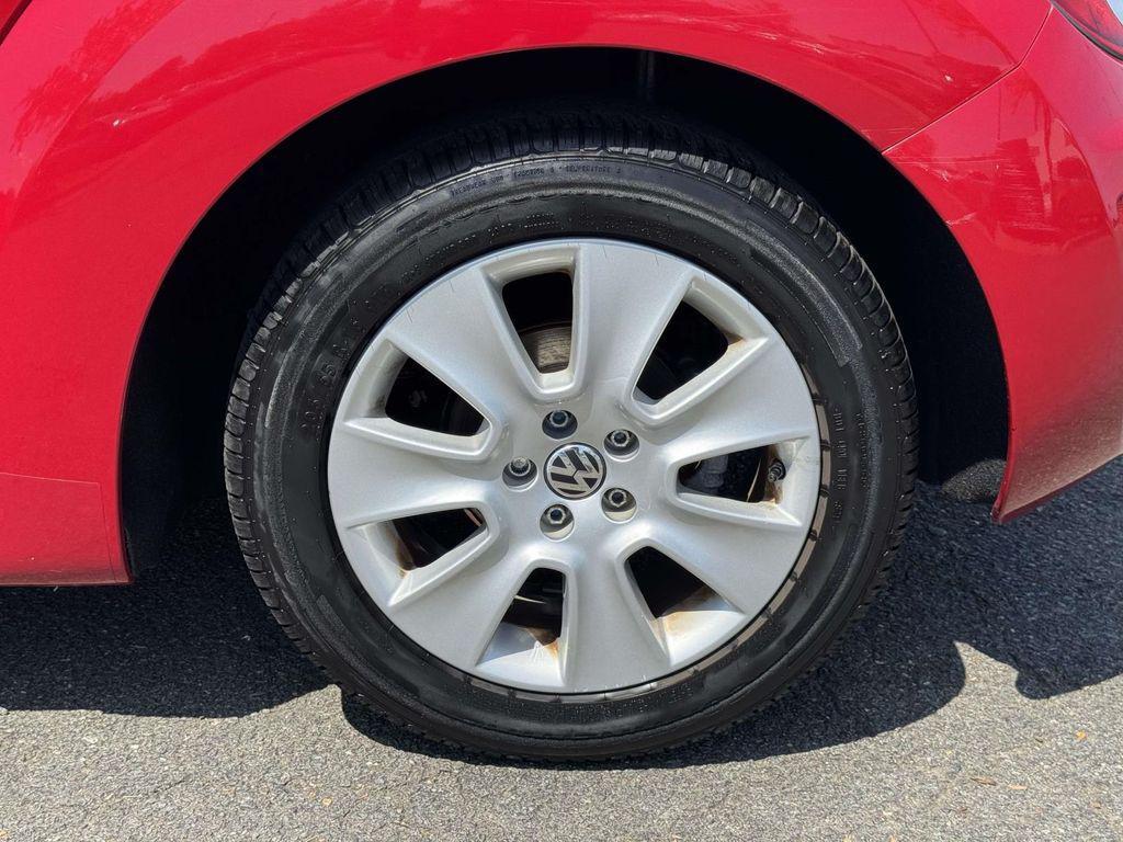 used 2009 Volkswagen New Beetle car, priced at $7,498