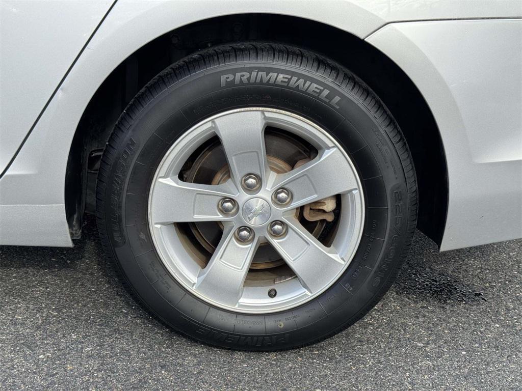 used 2013 Chevrolet Malibu car, priced at $5,000