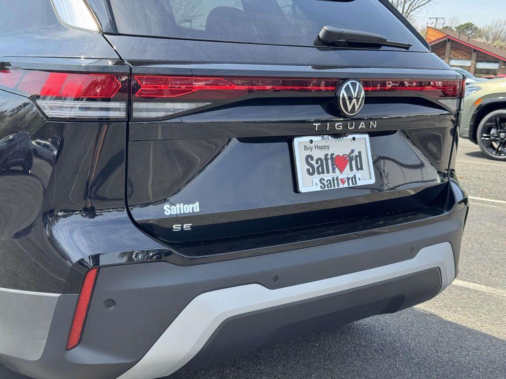 new 2026 Volkswagen Tiguan car, priced at $35,696