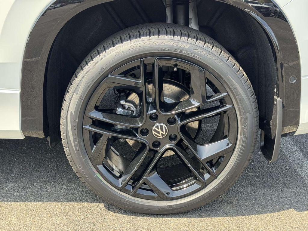 new 2026 Volkswagen Tiguan car, priced at $39,771