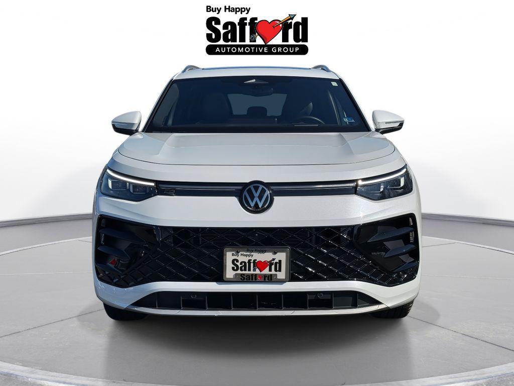 used 2025 Volkswagen Tiguan car, priced at $36,000