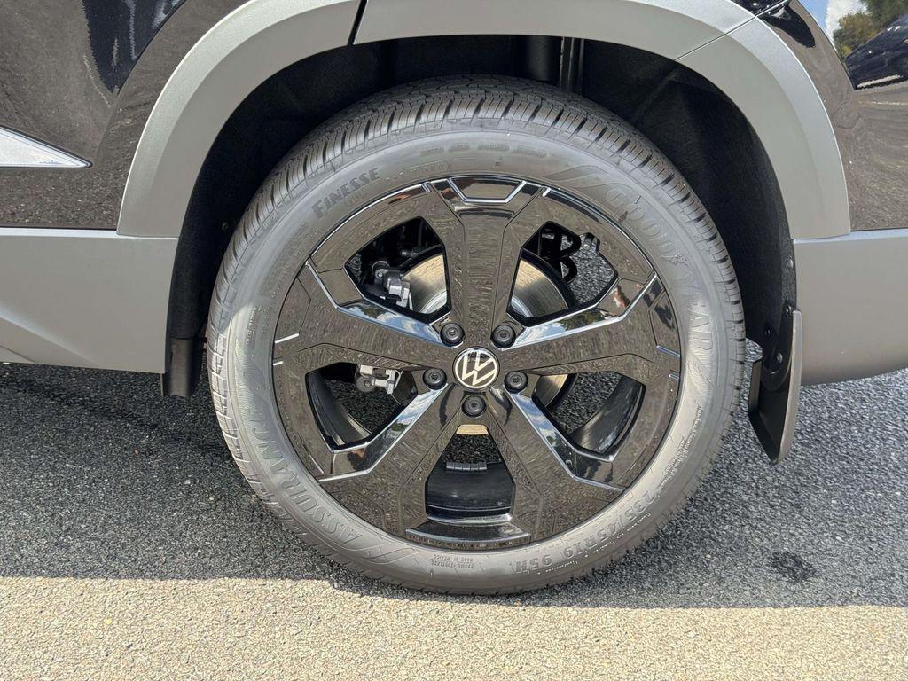 new 2025 Volkswagen Taos car, priced at $32,983