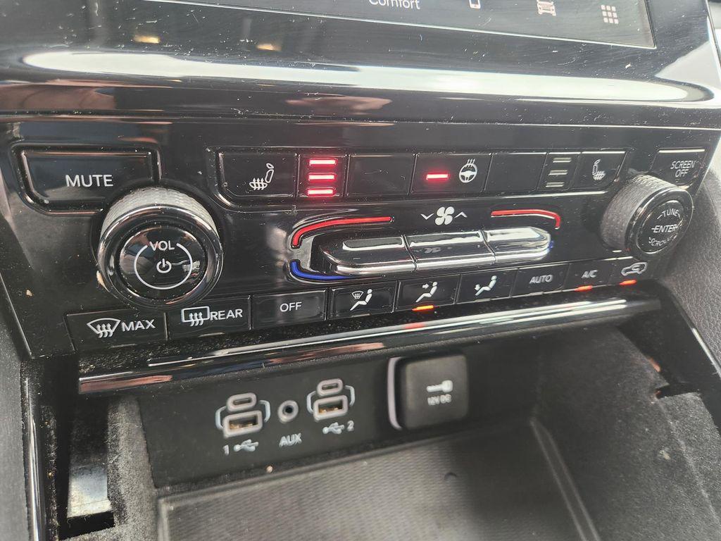 used 2021 Jeep Grand Cherokee L car, priced at $26,998